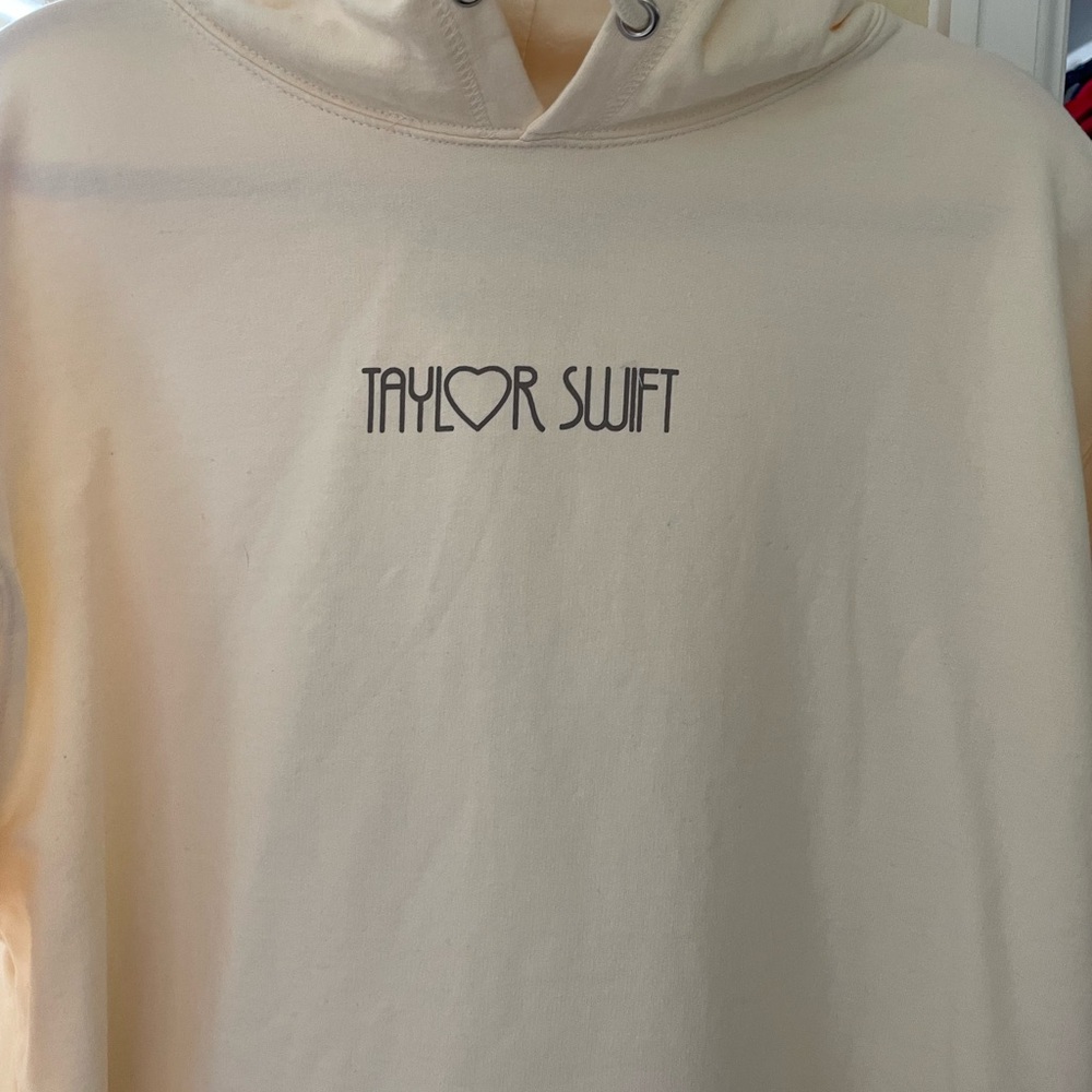 Taylor Swift- Eras Tour NEW Hoodie! Women’s size XL - Picture 3 of 6
